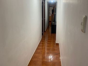 ¡Ubicación Inmejorable! Amplio Departamento de 80 m² en San Miguel por solo $81,000