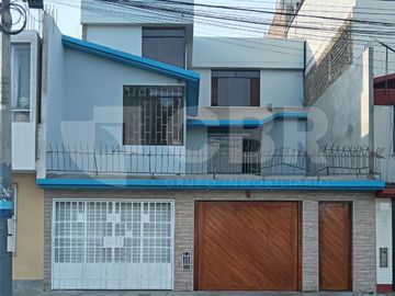 ALQUILER LOCAL COMERCIAL EN EL CALLAO