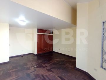 ALQUILER LOCAL COMERCIAL EN EL CALLAO