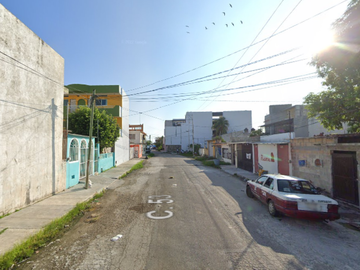 ¡ Bonita Casa En Venta ! - Caleta, Cd. del Carmen, Campeche.