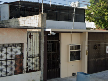 ¡ Bonita Casa En Venta ! - Caleta, Cd. del Carmen, Campeche.