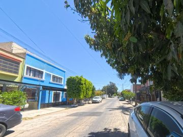 Casa en Jardines de La Paz