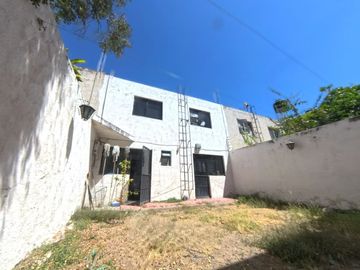 Casa en Jardines de La Paz