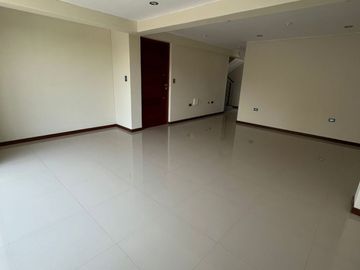 Departamento duplex en venta en Urb. Monte Bello - Cerro Colorado