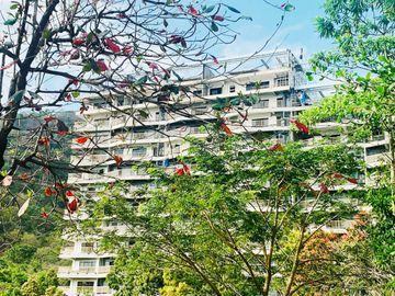 Spectacular 3BR Penthouse Beach Condo For Sale in Freia at Pico De Loro, Hamilo Coast