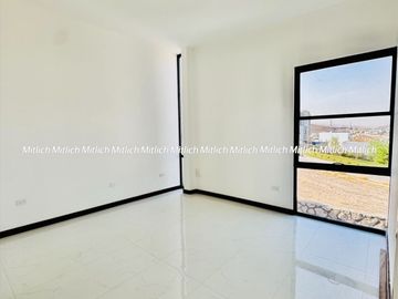 CASA EN VENTA ZONA CANTERAS $12,500,000.