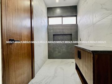 CASA EN VENTA ZONA CANTERAS $12,500,000.