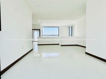 CASA EN VENTA ZONA CANTERAS $12,500,000.