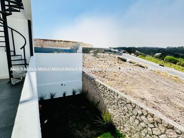 CASA EN VENTA ZONA CANTERAS $12,500,000.