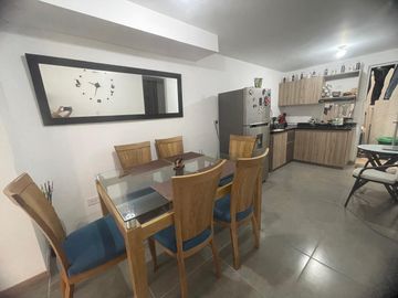 Excelente valor amplia casa dúplex en conjunto cerrado Villa del Campo