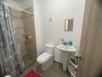 Excelente valor amplia casa dúplex en conjunto cerrado Villa del Campo