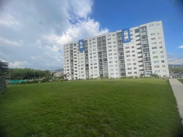 Excelente valor amplia casa dúplex en conjunto cerrado Villa del Campo