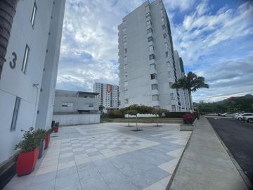 Excelente valor amplia casa dúplex en conjunto cerrado Villa del Campo