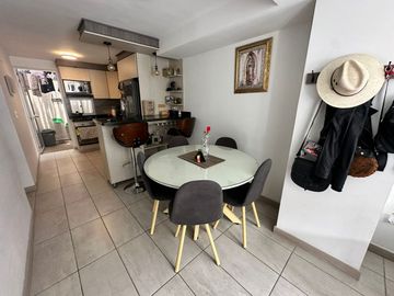 Venta amplia Casa Dúplex en Conjunto cerrado Villa del Campo