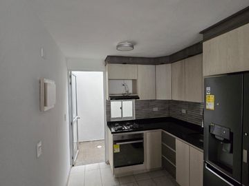 Venta amplia Casa Dúplex en Conjunto cerrado Villa del Campo