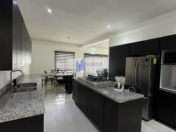 CASA EN VENTA VALLE DE CRISTAL MONTERREY CARRETERA NACIONAL