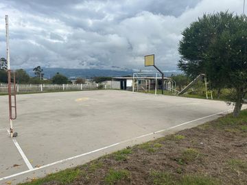 VENDO, TERRENO DE (901,80 m2), Malchingui
