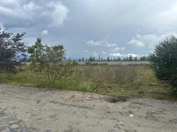 VENDO, TERRENO DE (901,80 m2), Malchingui