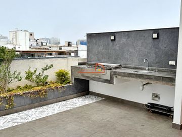 🚨 ¡SE VENDE MODERNO DEPARTAMENTO DUPLEX DE 208M2 EN MIRAFLORES!
