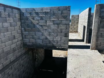 CASA EN VENTA EN OBRA GRIS CON TERRENO EXCEDENTE EN VILLAS DEL RENACIMIENTO TORREON COAHUILA