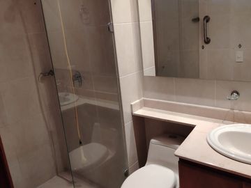 VENTA DE APARTAMENTO LAURELES SANTA TERESITA