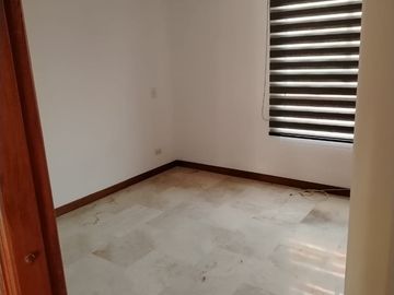 VENTA DE APARTAMENTO LAURELES SANTA TERESITA