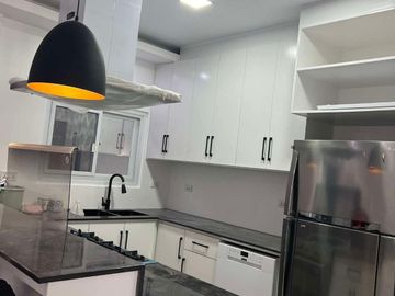 MODERN HOUSE PRIME LOCATION FOR SALE! (CLEAN TITLED)