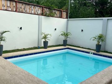 MODERN HOUSE PRIME LOCATION FOR SALE! (CLEAN TITLED)
