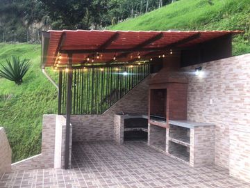 SE VENDE LOTE DE 100 M2 SANGOLQUI