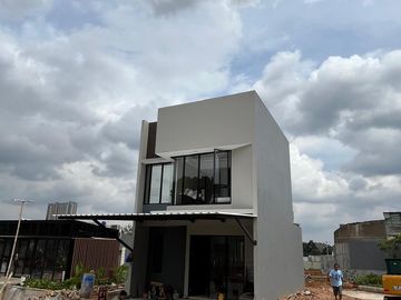Rumah Di Cipayung Jakarta Timur, 1,2 M an