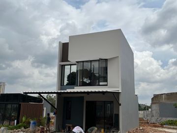 Rumah Di Cipayung Jakarta Timur, 1,2 M an