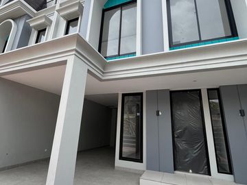 Rumah Di Cipayung Jakarta Timur, 1,2 M an