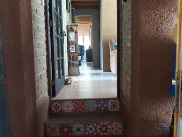 HERMOSA PARCELA CON CASA EN CONDOMINIO LA AURORA