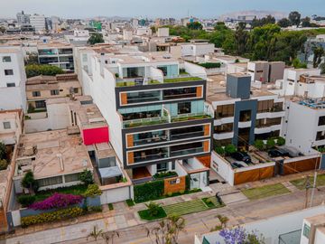 VENTA DEPARTAMENTO CHACARILLA SAN BORJA CON AMPLIA TERRAZA