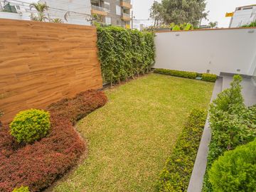 VENTA DEPARTAMENTO CHACARILLA SAN BORJA CON AMPLIA TERRAZA