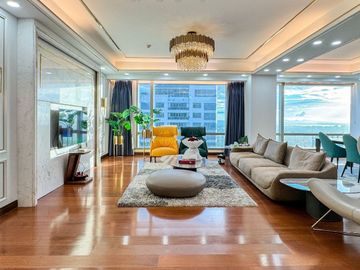 FOR SALE: Horizon Homes, 2 Bedroom Condo Unit at Bonifacio Global City BGC  - East, Suites, One Serendra, Seasons Residences