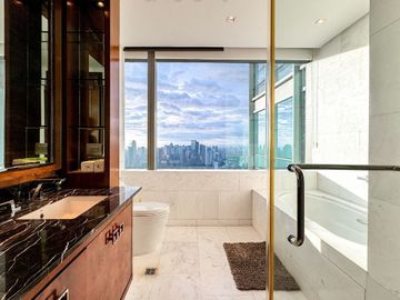 FOR SALE: Horizon Homes, 2 Bedroom Condo Unit at Bonifacio Global City BGC  - East, Suites, One Serendra, Seasons Residences