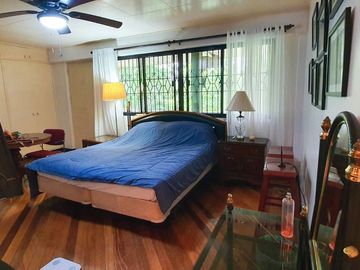 FOR SALE: House & Lot located at Victoria Valley Subd., Brgy. Dela Paz, Antipolo, Rizal