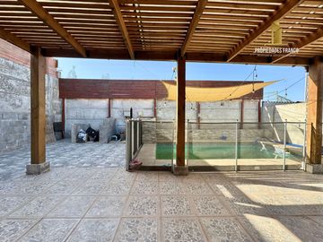 VILLA ALEMANA VENDE CASA 4D 2B CONDOMINIO CON PISCINA
