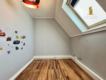 VILLA ALEMANA VENDE CASA 4D 2B CONDOMINIO CON PISCINA