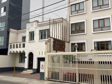 Vendo Hotel de 27 habitaciones y 8 suites en la mejor zona turística de Miraflores.
