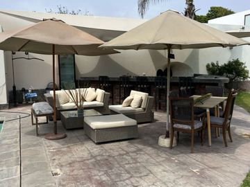 HERMOSA CASA EN ZONA EXCLUSIVA  DE LA ENCANTADA DE VILLA - CHORRILLOS
