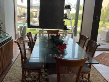 HERMOSA CASA EN ZONA EXCLUSIVA  DE LA ENCANTADA DE VILLA - CHORRILLOS