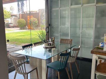 HERMOSA CASA EN ZONA EXCLUSIVA  DE LA ENCANTADA DE VILLA - CHORRILLOS