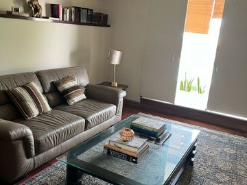 HERMOSA CASA EN ZONA EXCLUSIVA  DE LA ENCANTADA DE VILLA - CHORRILLOS