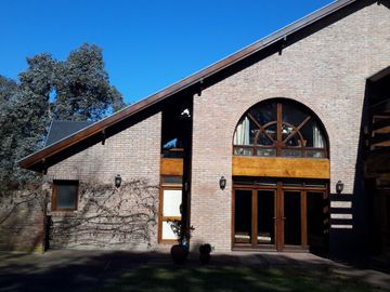 Venta Casa 9 Amb. en Club Campos de Golf Las Praderas de Lujan