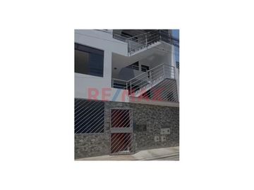 Se Vende Departamento Segundo Piso Urb. El Trebol Los Olivos