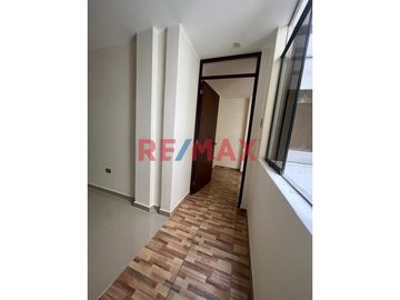 Se Vende Departamento Segundo Piso Urb. El Trebol Los Olivos
