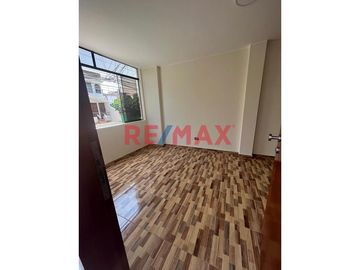 Se Vende Departamento Segundo Piso Urb. El Trebol Los Olivos