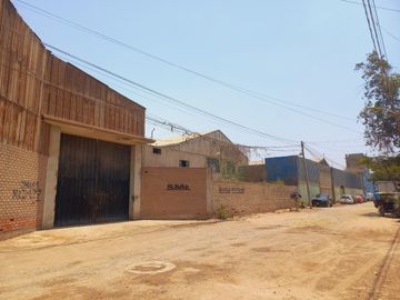 VENDO LOCAL CON ZONIFICACION INDUSTRIAL DE 6871 M2 EN PUENTE PIEDRA